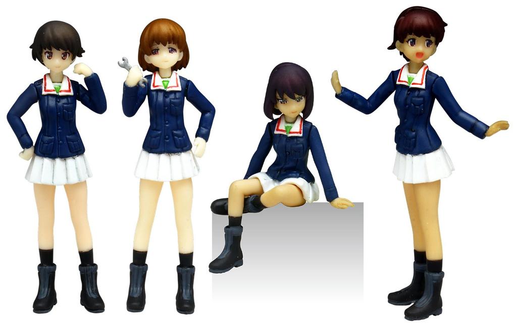 Platz Girls Panzer Movie Version Team Figure Set & 1/35 Leopon-san