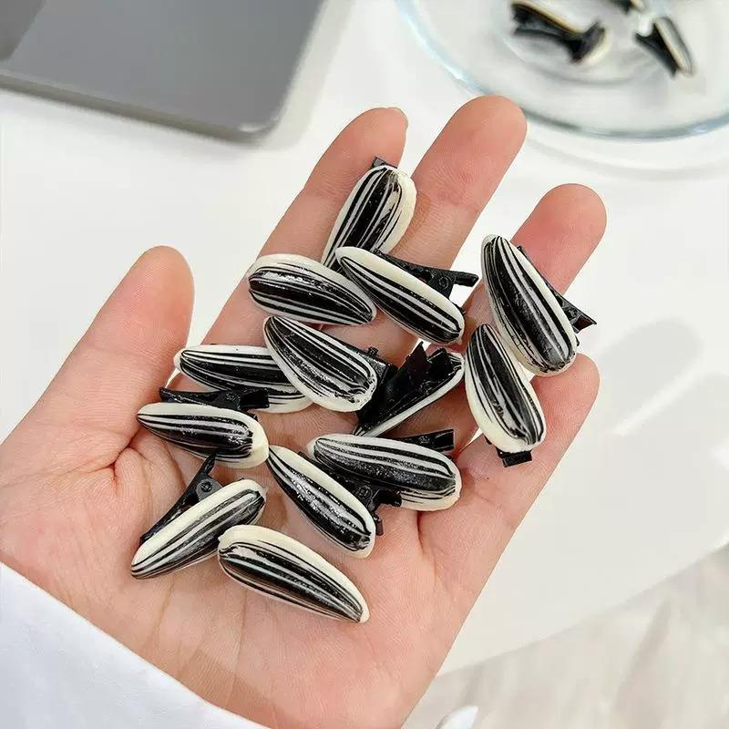 10-50pcs/set Simulation Fun Melon Seeds Hairpin Female Side Forehead Bangs Hairpin Summer Cute Funny Duck Bill Clip Headdress