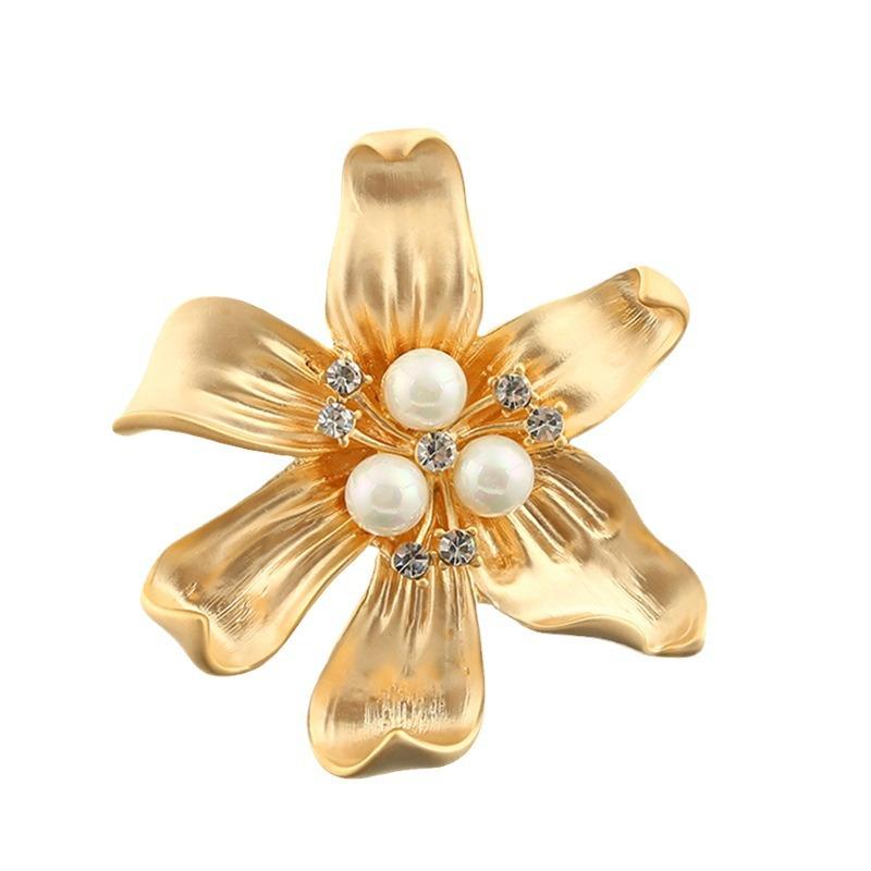 Национальная шестиклапанная брошь-цветок для женщин, ретро-матовая жемчужина, брошь, универсальный антибликовый костюм с аксессуарами