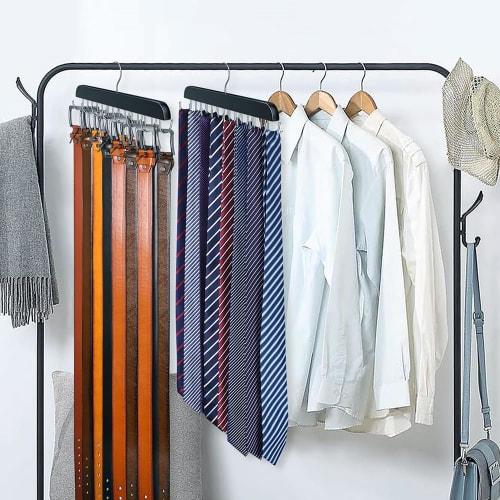 Stylish wooden belt hanger with 14 hooks, rotating and non-slip, perfect for storing ties, scarves, camisoles, pants, and underwear in your closet. (B