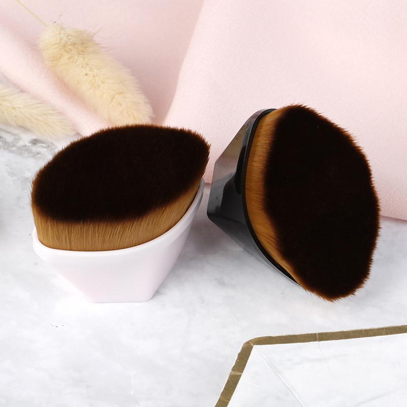 Кисть для нанесения тональной основы Magic Foundation Brush Petal Brush Портативная кисть для макияжа Beauty Makeup Tool