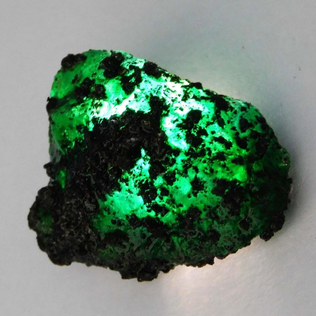 CERTIFIED EMERALD 86 Ct Natural HUGE Rough Earth Mined Green Loose Gemstone