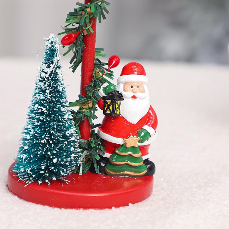1PC Christmas Trees Festival Red Tabletops Candlestick Decorations Resin Gift Christmas Ornaments Atmosphere