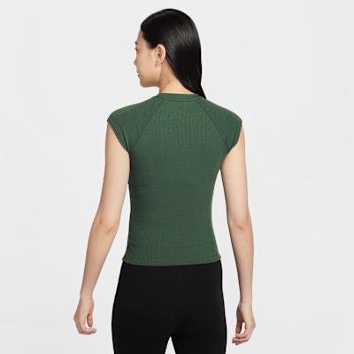 Nike T Shirts Women's Green Crew Neck Moderate