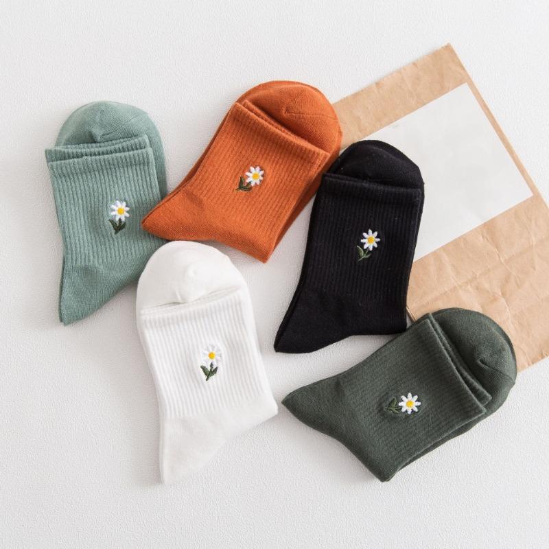 5 пар осенне-зимних женских вышитых носков средней длины из хлопка, однотонные модные удобные женские носки