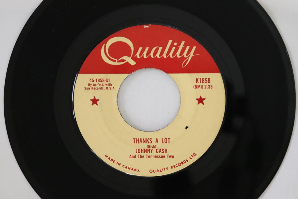7inch Record JOHNNY CASH & THE TENNESSEE TWO - Thanks A Lot K1858 Quality 1959 Canada Rock Used