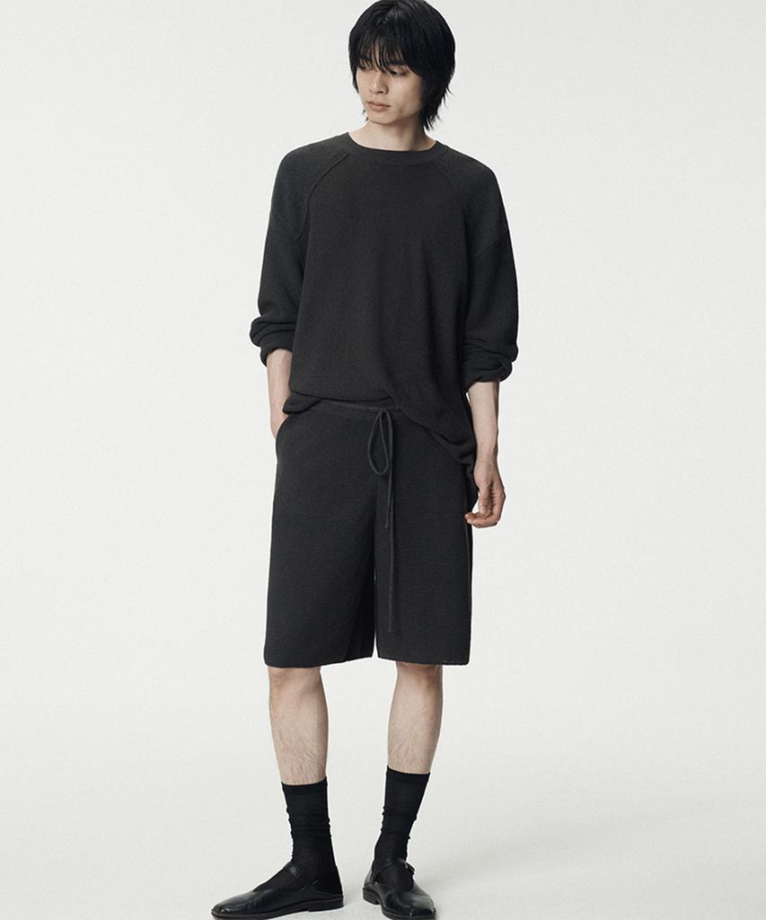 UMARMUNG Korean Paper & Boucle Shoulder Pannel Pullover_Charcoal