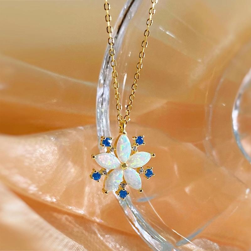 Ожерелье Dream Snowflake Opal для женщин, новая осенне-зимняя цепочка для свитера, дизайн цепочки для воротника Sense