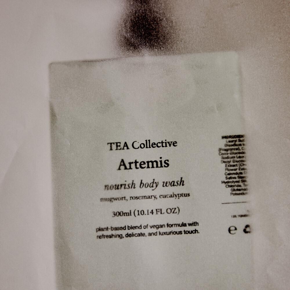 TEA COLLECTIVE Питательный гель для душа Артемида 280мл