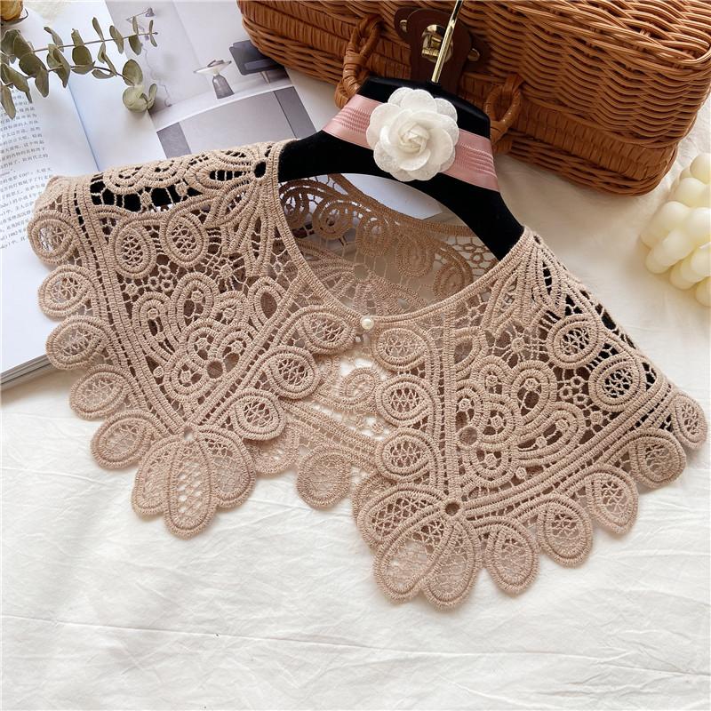 Vintage Shawl O-Neck Doll Fake Collar Shirt Women Hollow Crochet Lace False Collar Detachable Woman Half Shirt Faux Col