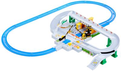 TAKARA TOMY Поиграйте с набором «Железнодорожный переезд Plarail come and Cancan» (Ш470 x В310 x Г110 мм) Let's Tomica! Пойдёт!
