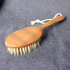 Большая баняжная щетка из бука со щетиной из кабана для тела и сухого массажа