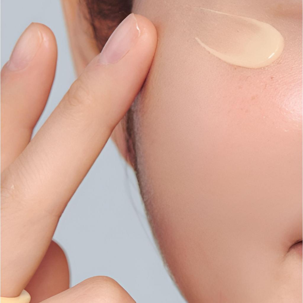 Innisfree Сыворотка для век с витамином С и ниацинамидом, осветляющая, двойная упаковка (10 мл х 2)