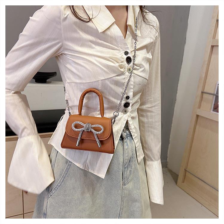 Женская модная маленькая сумка с бантом, новинка весны 2024, универсальная сумка через плечо