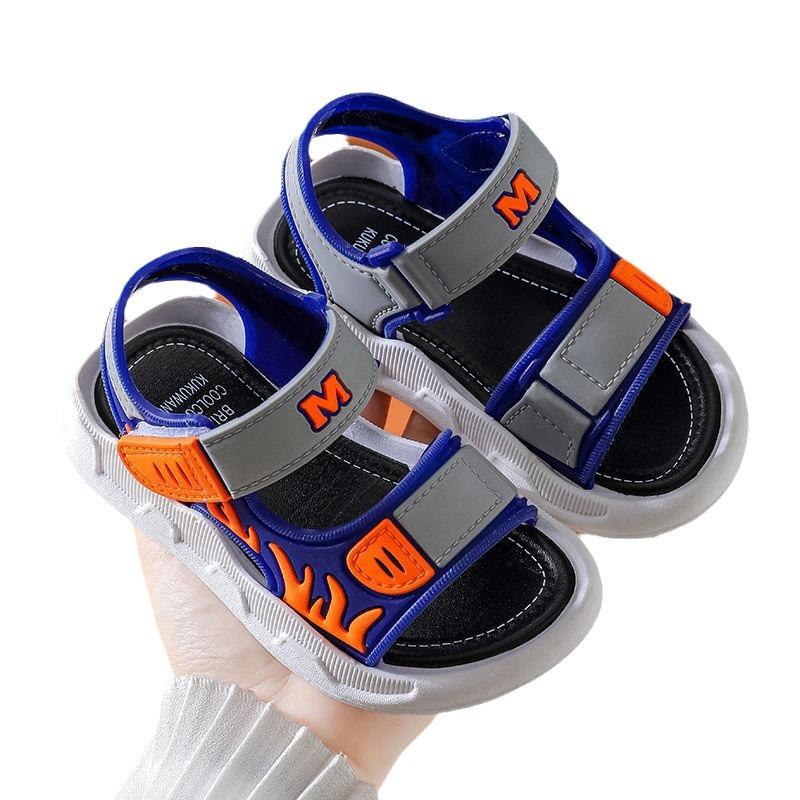 New trendy summer sandals for boys, stylish soft-soled shoes for older children, stylish children's and toddler boys' beach shoes