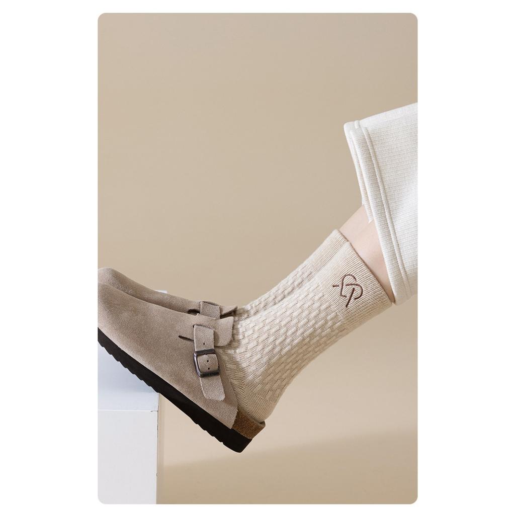 10-1 Women's Warm Winter Socks - Anti Freeze Breathable Soft Beige and Black, Seamless Women's Long Socks, Women's Medium Socks, Christmas Day Socks