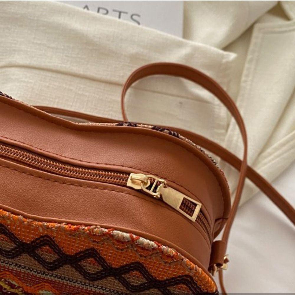 Tassel Fringe Shoulder Bag Love Shape Bohemian Messenger Bag Ethnic Style Crossbody Bags  Travel