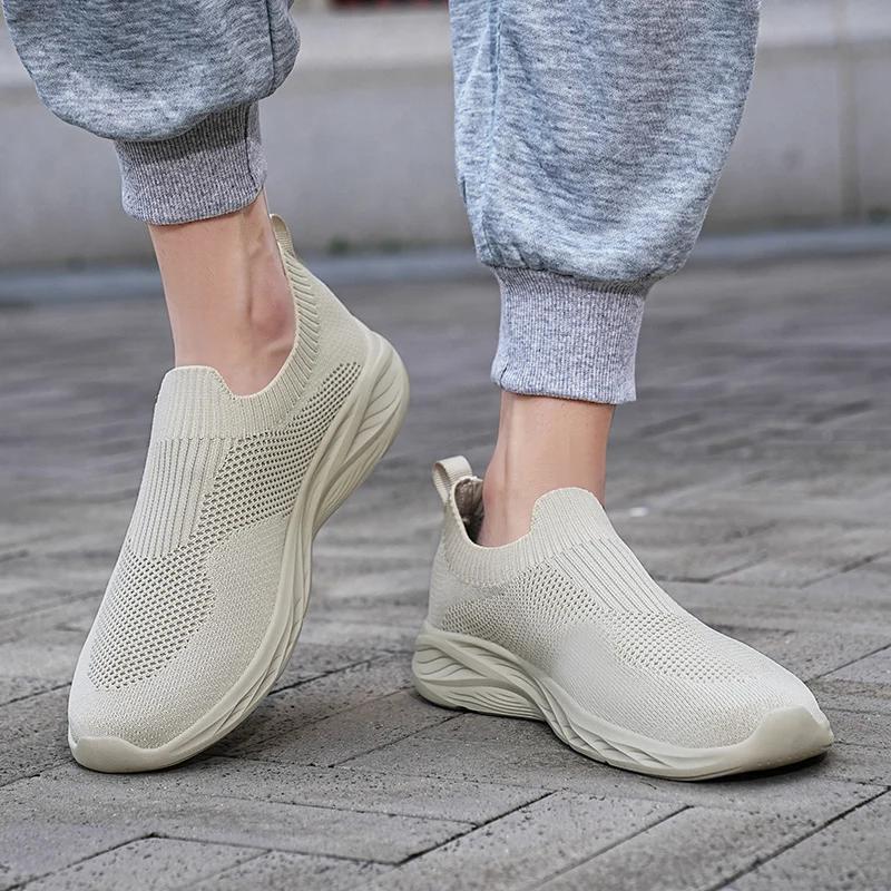 Men's Running Shoes 2025 New Breathable Mesh Sports Shoes Men's Classic Casual Comfortable Walking Non Slip Outdoor Casual Shoes