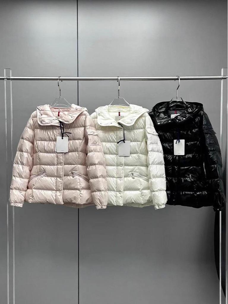 Женский блестящий пуховик с капюшоном 2025 - Приталенный, Плотный и Теплый