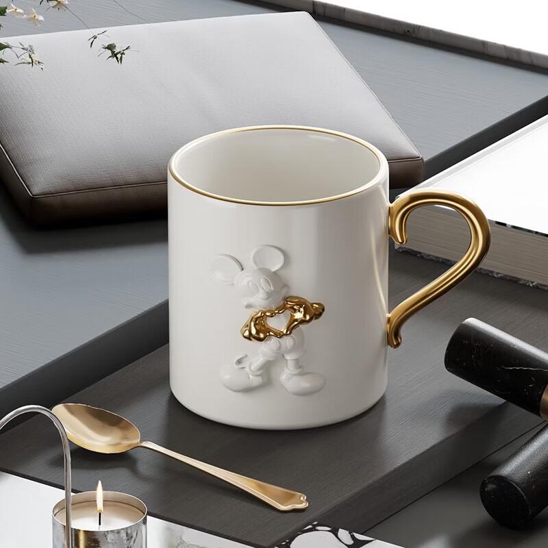 Стеклянная кружка с тиснением 'Герма Микки Сердце'