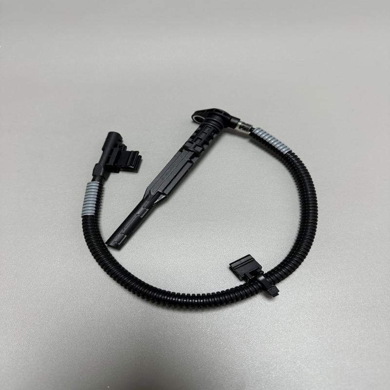 Engine Oil Level Sensor for Volvo S60 S90 V90 XC90 V60 S80 V40 2.0T 4-Cyl Oil Pan Sensor OE 31478111 32380135 31370845 Set of 1