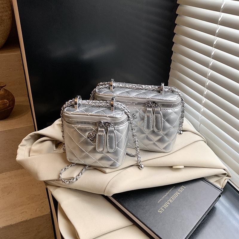 Новая модная сумка-мессенджер на плечо