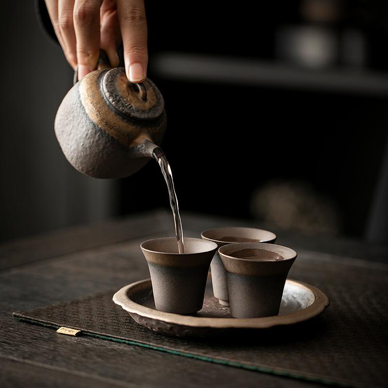 1pc Retro coarse pottery teacup tea cup ceramic household kung fu tea set single cup master cup retro gilt personal cup
