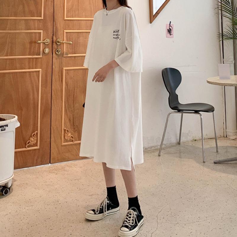 Женское платье-футболка с короткими рукавами, летнее, длина выше колена, большой размер, уменьшающее живот, облегающее платье для показа возраста