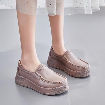 Корейская версия женской обуви больших размеров 2021 весна и осень коровья кожа туфли для мамы танкетка платформа обувь-маффины женские лоферы-однопедальки