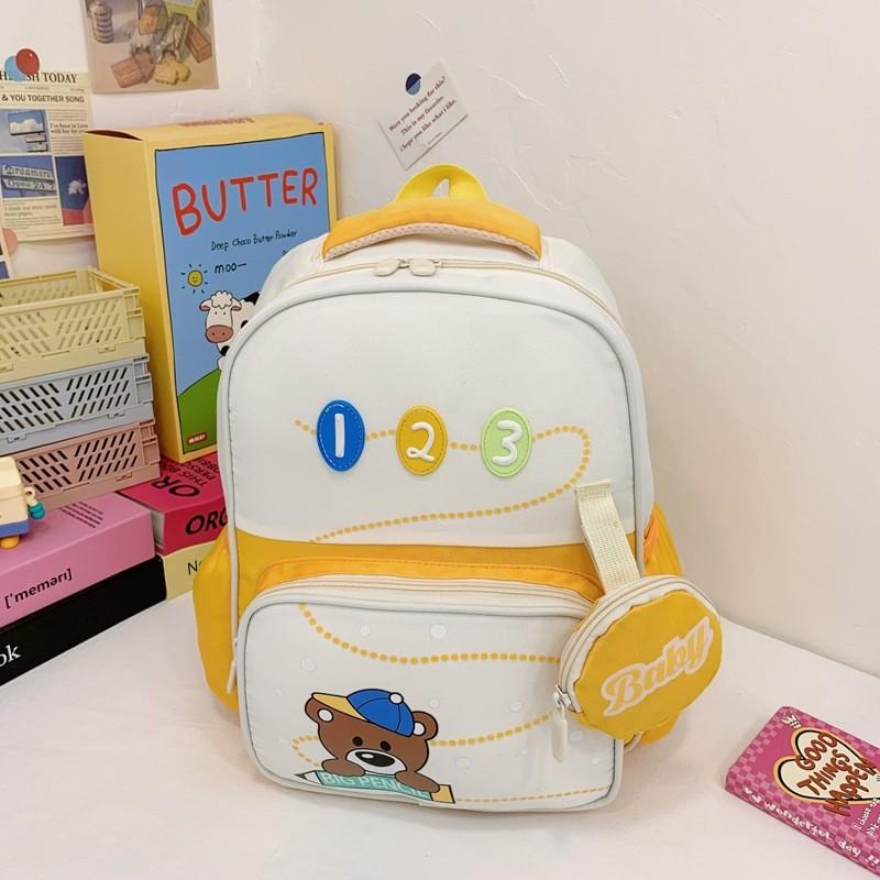 Lightweight Breathable Waterproof Large Capacity Backpack For Kids With Cute Bear Design