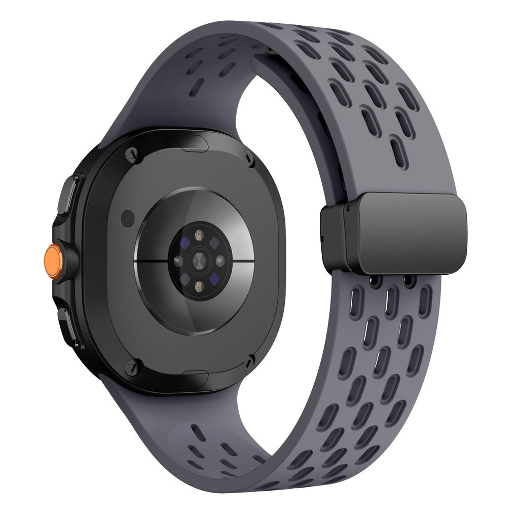 Breathable Silicone Strap for Samsung Galaxy Watch8 44mm/40mm/Watch8 Classic 46mm Multi Hole Magnetic Buckle Watch Band