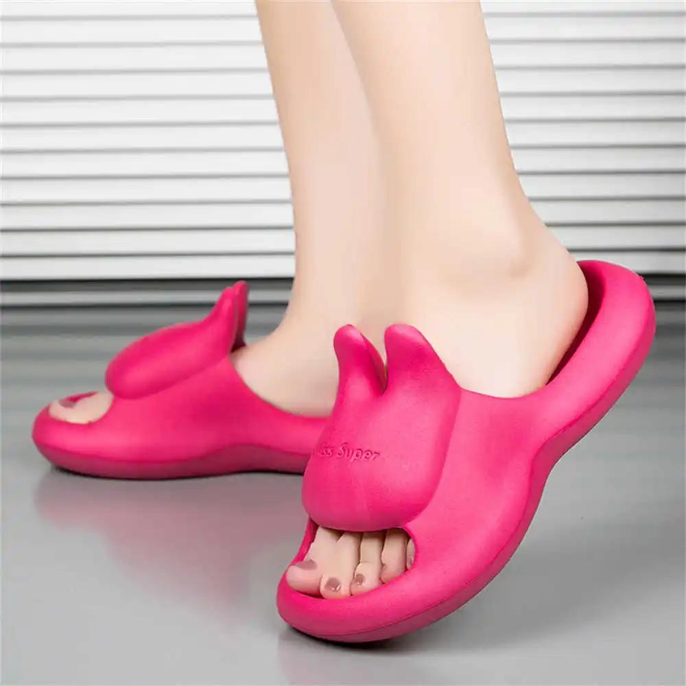 Fashion Green Sumer Luxury Brand Women's Sneakers Slippers Flip Flops Brands For Woman Shoes Sandals Ladies Brand Sports Unusual