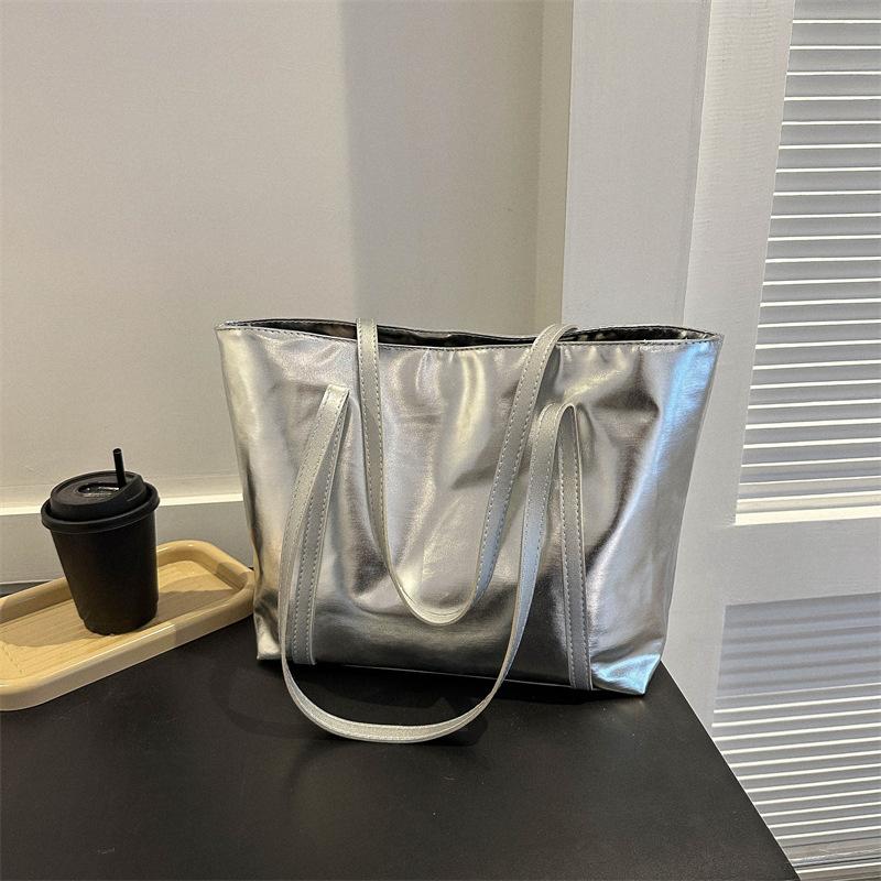 Весна Новая Модная Модная Сумка Через Плечо Простая Повседневная Сумка-Тоут для Поездок Женская Простая Сумка Большой Вместимости Женская