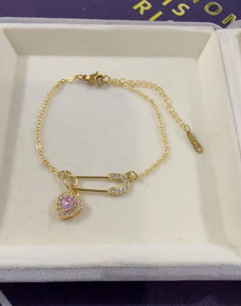 Женское ожерелье с подвеской в виде сердца и булавки из циркона - Роскошная цепочка из титановой стали