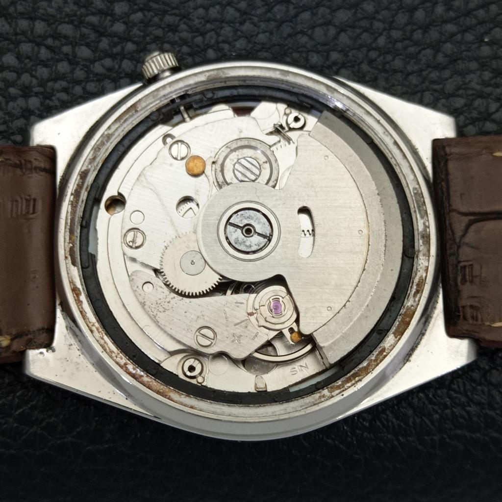 Seiko 5 АВТОМАТИЧЕСКИЕ ВИНТАЖНЫЕ ЯПОНСКИЕ МУЖСКИЕ ЧАСЫ С ЗОЛОТИСТЫМ ЦИФЕРБЛАТОМ a701657-5 R206c-a701657