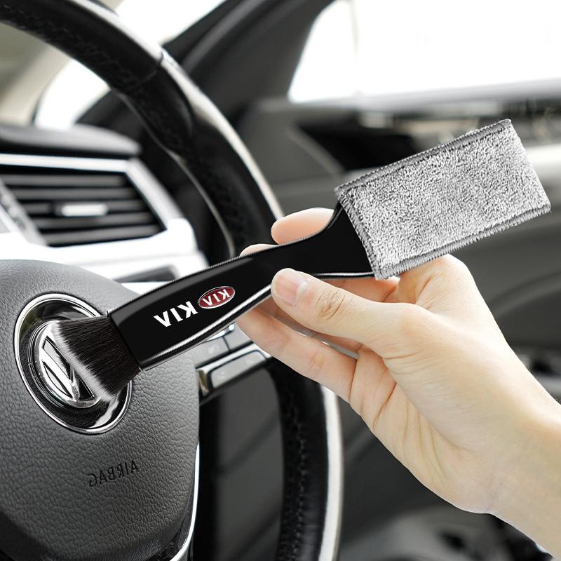 2026 Hot Car Sticker 1Pcs Car Air Outlet Cleaning Brush Dashboard Duster Brushes For KIA Ceed Rio Sportage R K3 K4 K5 K6 Ceed So