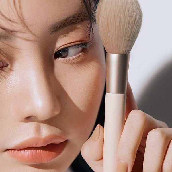 ETUDE HOUSE Contour Powder Face Brush (by HYOJIN)