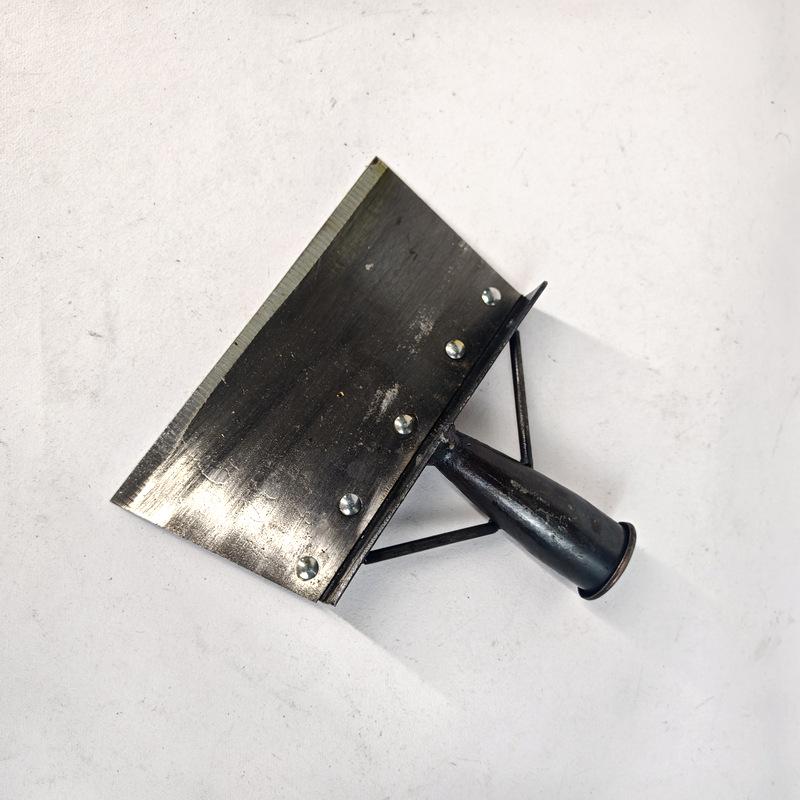 Multifunctional Steel Shovel for Cleaning Manure and Walls