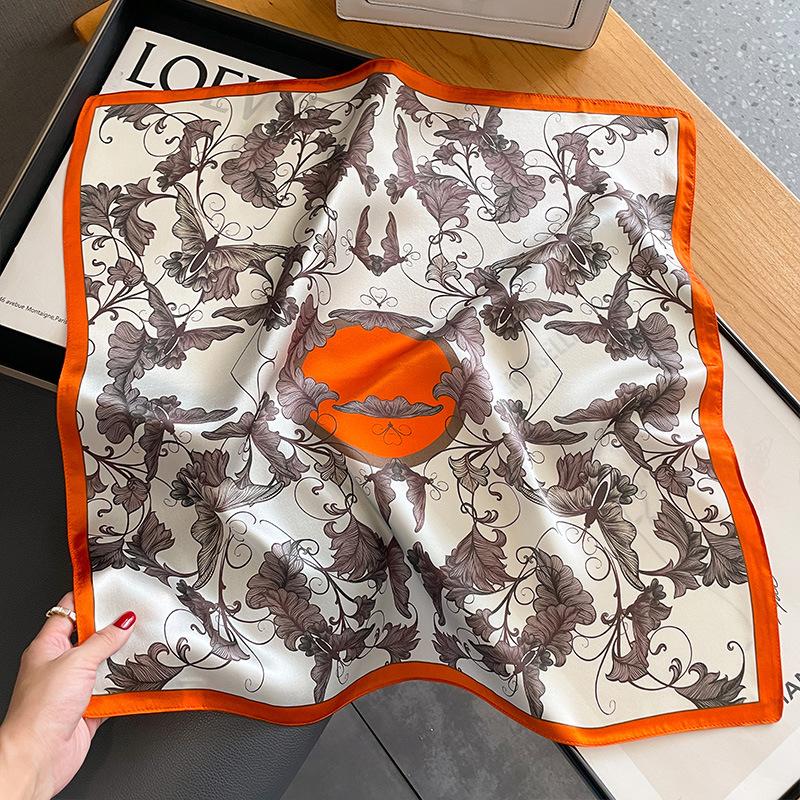 2024 Luxury Brand Scarf 100% Silk Bandana Women Square Scarves Wrap Kerchief Mulberry Fashion High Quality Headband Hijab Shawls