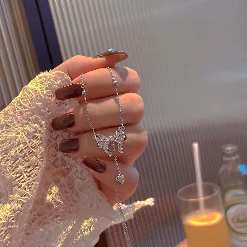 Новогоднее ожерелье Escape Princess, женская мода, персонализированная подвеска в виде кисточки с бабочкой, цепочка для воротника INS Small Crowd