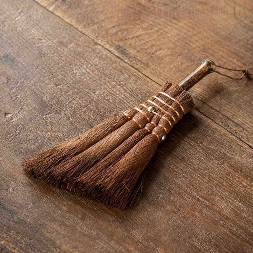 Handmade Palm Hair Brush Traditional Mini Whisk Broom Durable Tea Ware Scrubber Tea Accessories