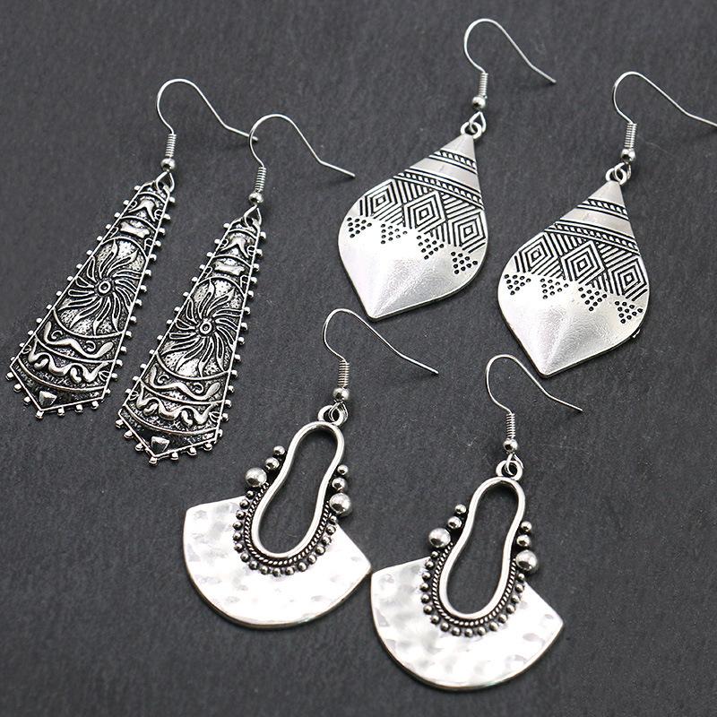 Antique Sliver-Plated Hollow Alloy Geometric Dangle Indian Earrings For Women Gypsy Zircon Boho Ethnic Leaf Bell Tassel Earring
