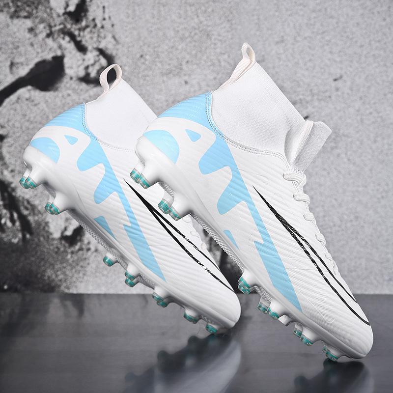 Men Soccer Shoes Kids Football Boots Women Professional Soccer Cleats Antiskid Chaussure Football TF/FG Sports Football Shoes
