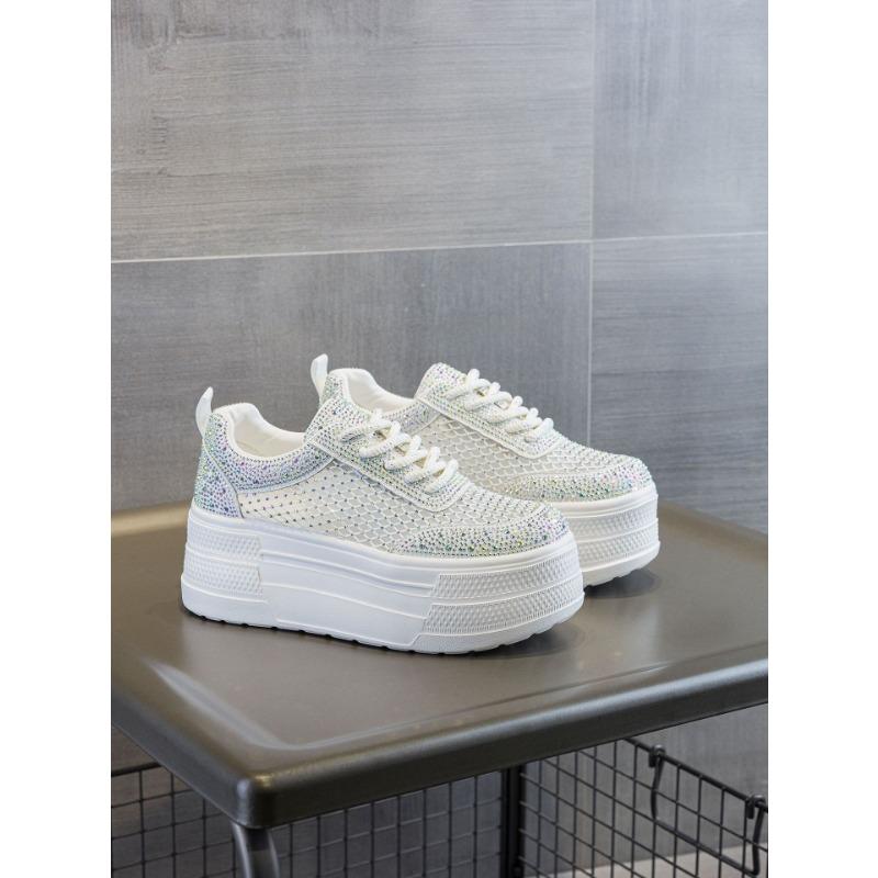 New Mesh Breathable Little White Shoes Women's Thick-soled, Lightweight and Versatile Small Casual Rhinestone Muffin Shoes
