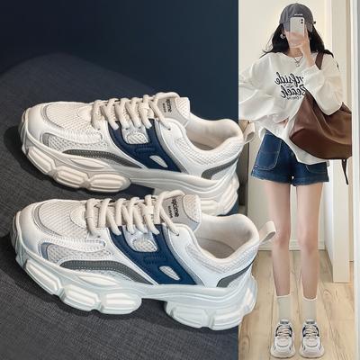 Повседневные дышащие кроссовки женские с толстой подошвой и увеличенным ростом 2024 года, новые простые универсальные однотонные женские туфли летнего времени