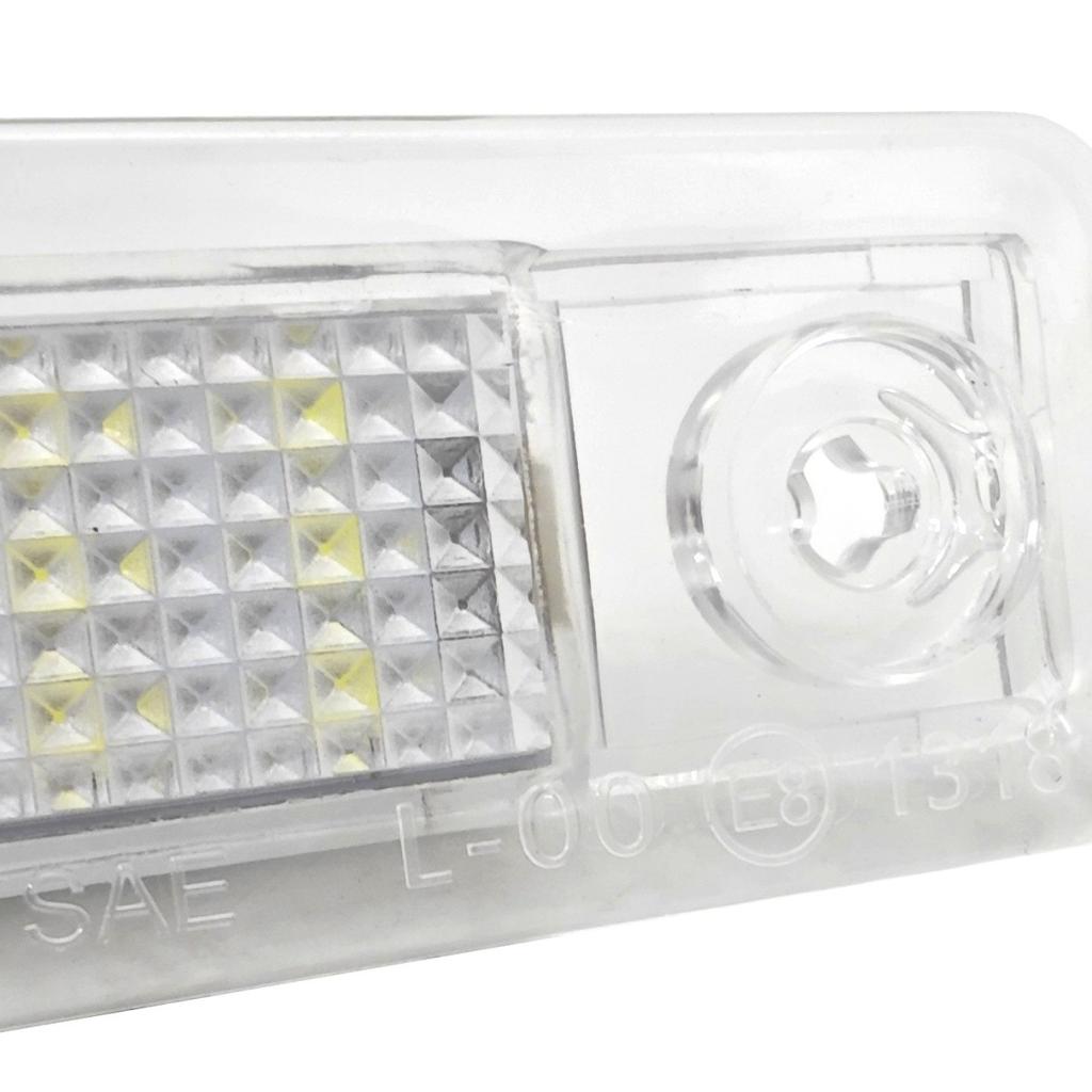 2 шт. светодиодных фонарей подсветки номерного знака 650 лм, совместимых с Opel 12 В Off-Road