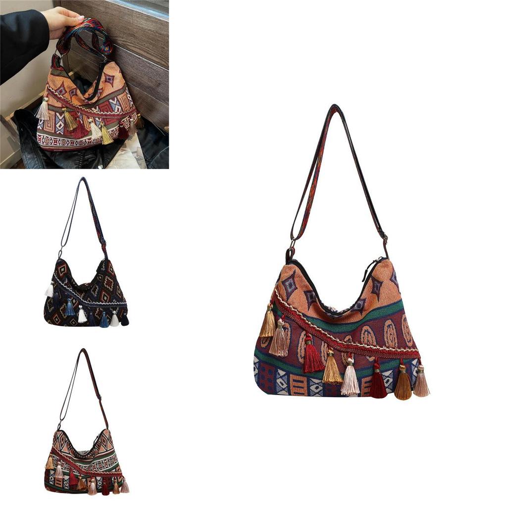 Style Ladies Shoulder Bag With Fringes And Chain For Casual Day Use