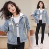 Модная женская джинсовая куртка с плиссировкой - весна/осень 2025 г., корейский свободный крой, короткий, с капюшоном