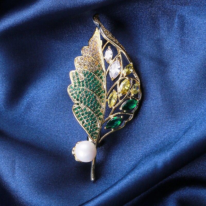 Blucome Luxury Gradient Leaves Brooch Copper Pins Women's Brooch for Coat Suit Bag New Year Gifts