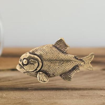 Латунная фигурка рыбы для рабочего стола, коллекционный предмет фэн-шуй для офиса